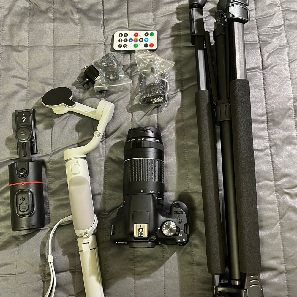 Canon Black and Gray Camera Set with Tripod